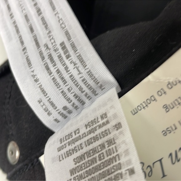 Abercrombie & Fitch black high rise jegging size 27 - Picture 7 of 7